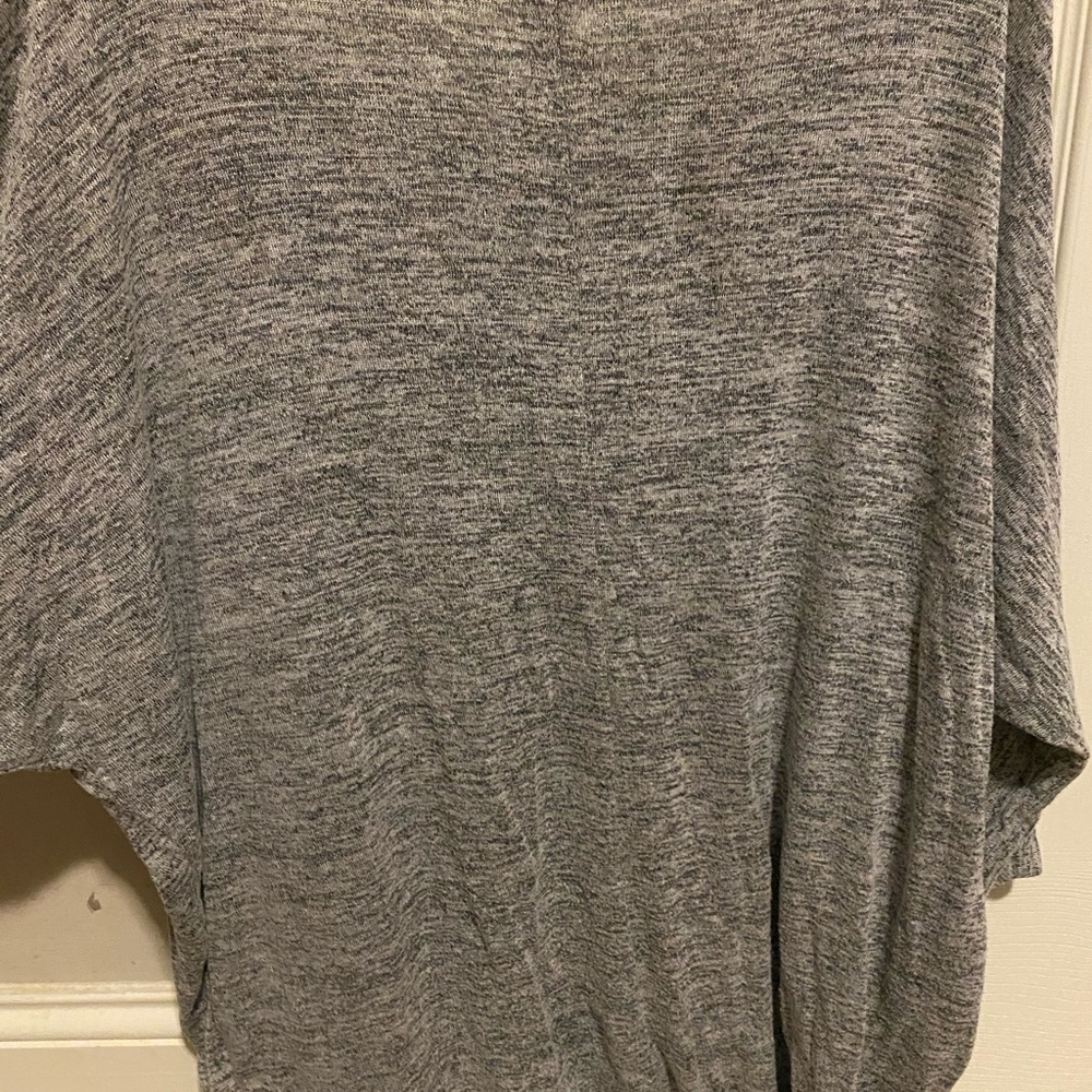 Comfy Light Sweater - Picture 3 of 4